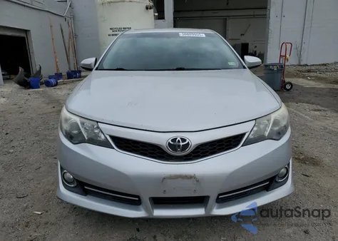 2012 Toyota Camry Se z USA, uszkodzony, nr VIN 4T1BF1FK5CU104580